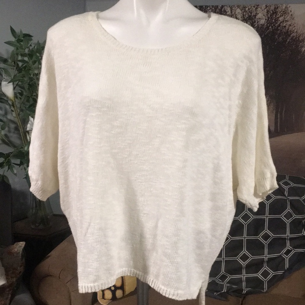 Sweet Romeo Short Sleeve Sweater - L